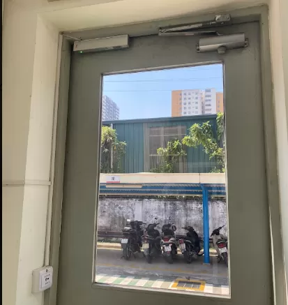 Kh&oacute;a v&acirc;n tay ki&ecirc;m chu&ocirc;ng h&igrave;nh VS018H2