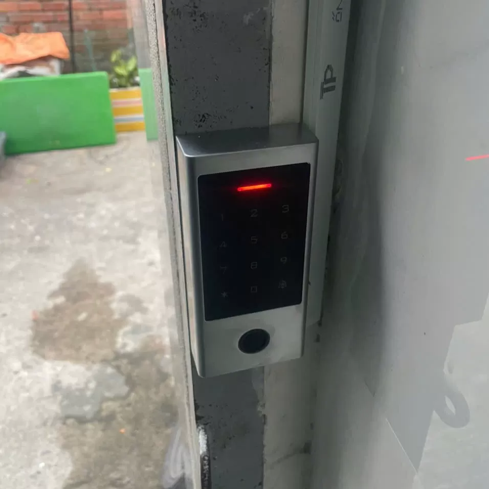 Khóa vân tay cửa sắt VS019H2-lưu điện