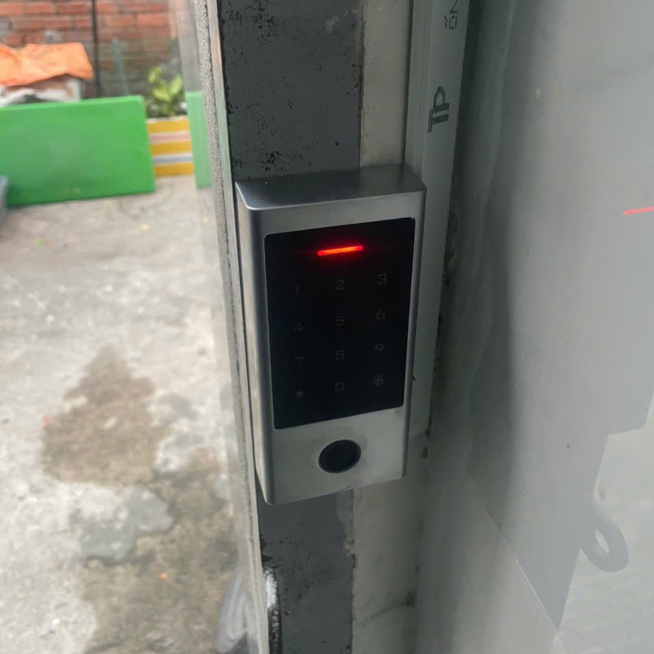 Khóa vân tay cửa sắt VS019H2-lưu điện