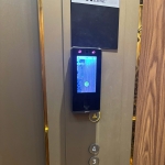 Kiểm soát thang máy ZKTeco SenseFace 4A – Nhận diện khuôn mặt