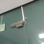 Khóa vân tay cửa kính có camera đàm thoại VS018-V4F