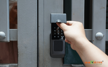 Khóa cửa vân tay cho nhà trọ có bền không? Tuổi thọ trung bình và cách sử dụng bền lâu